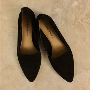 NEW - Black Pointed Toe Flats